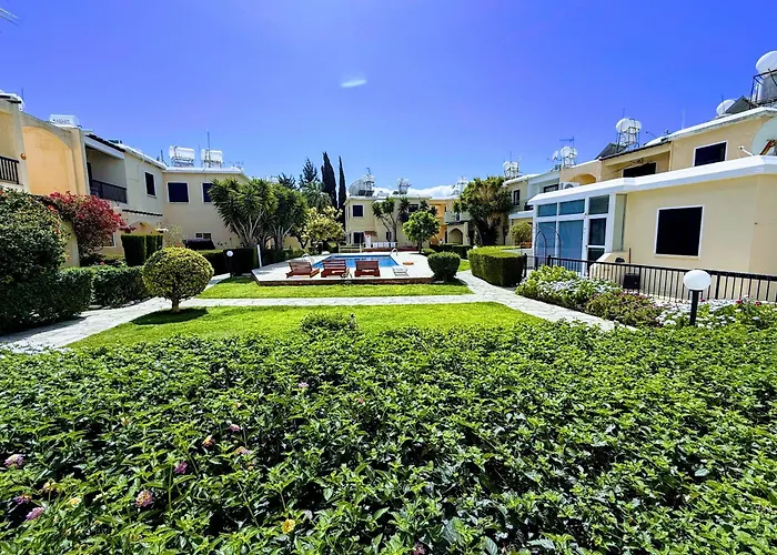 Ground With Master Bedroom And Twin Bedroom Apartmán